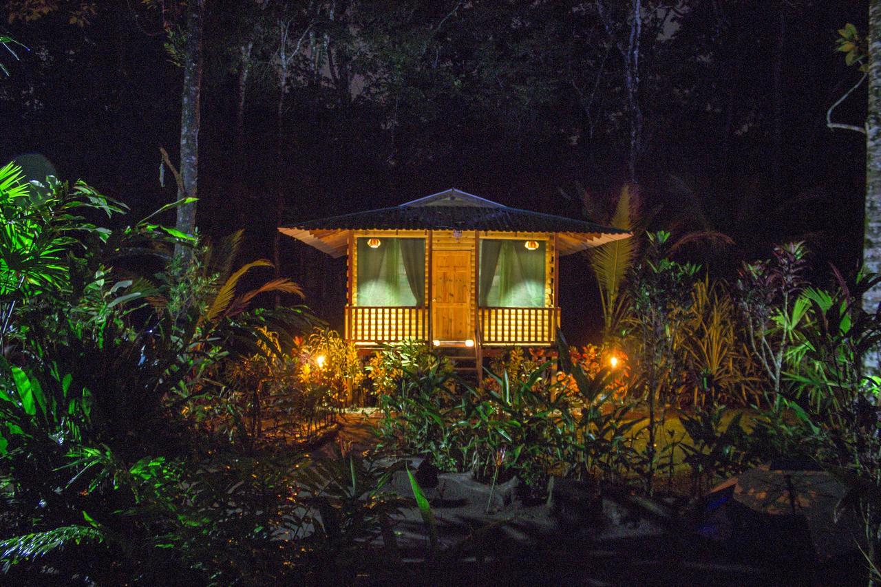 Lirio Lodge Barra de Pacuare Buitenkant foto